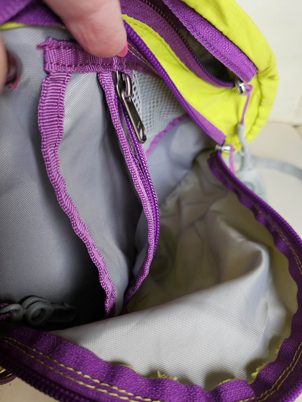 Eddie Bauer Lime Green Sling Backpack with Purple Accents - Picture 9 of 11